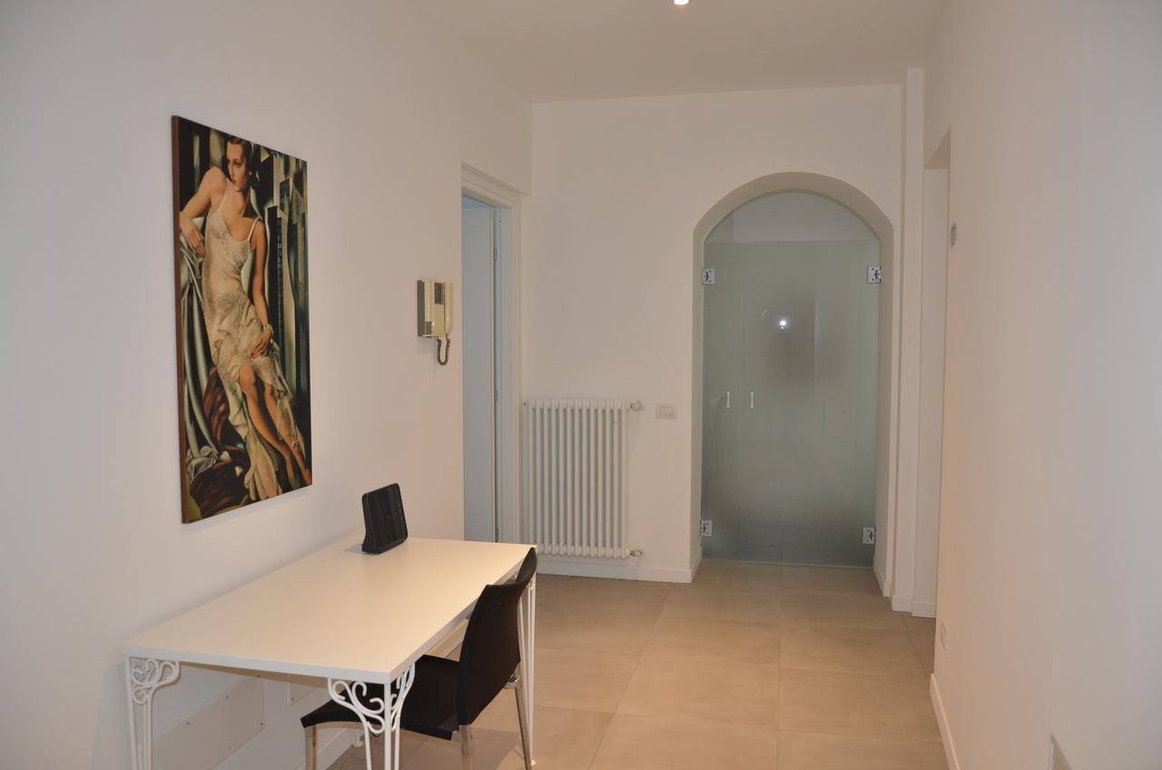 Room Center Station 2 Bergamo Exterior photo
